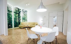 Apartment Center II - Kersnikova